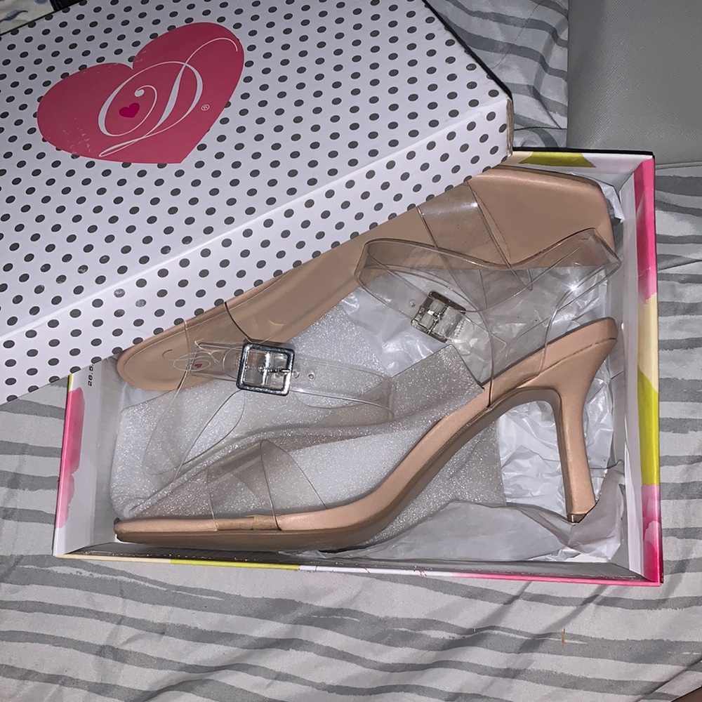 mydeliciousshoes nude heels size 10!
